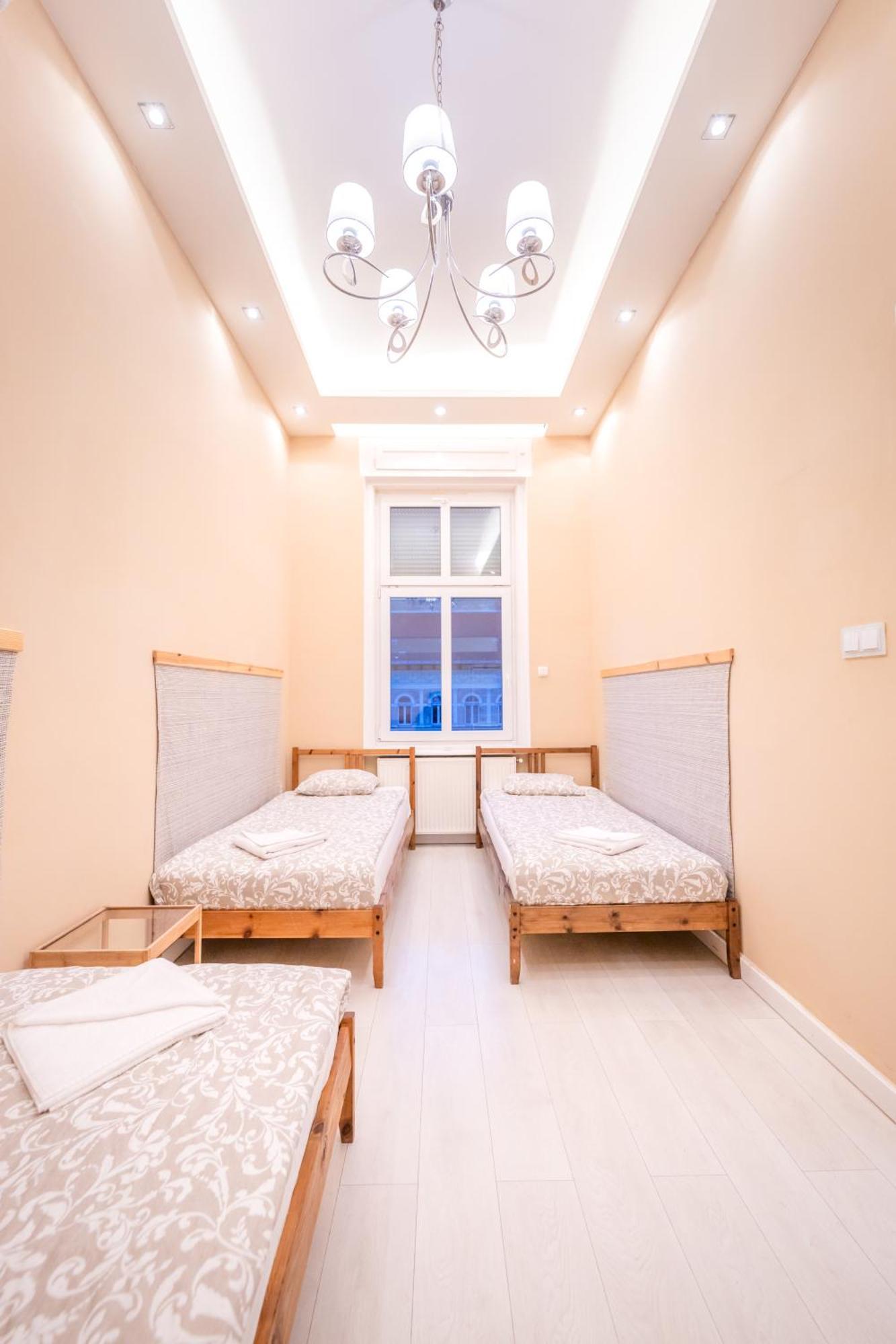 Erzsebet19 Apartment Budapest Exteriör bild
