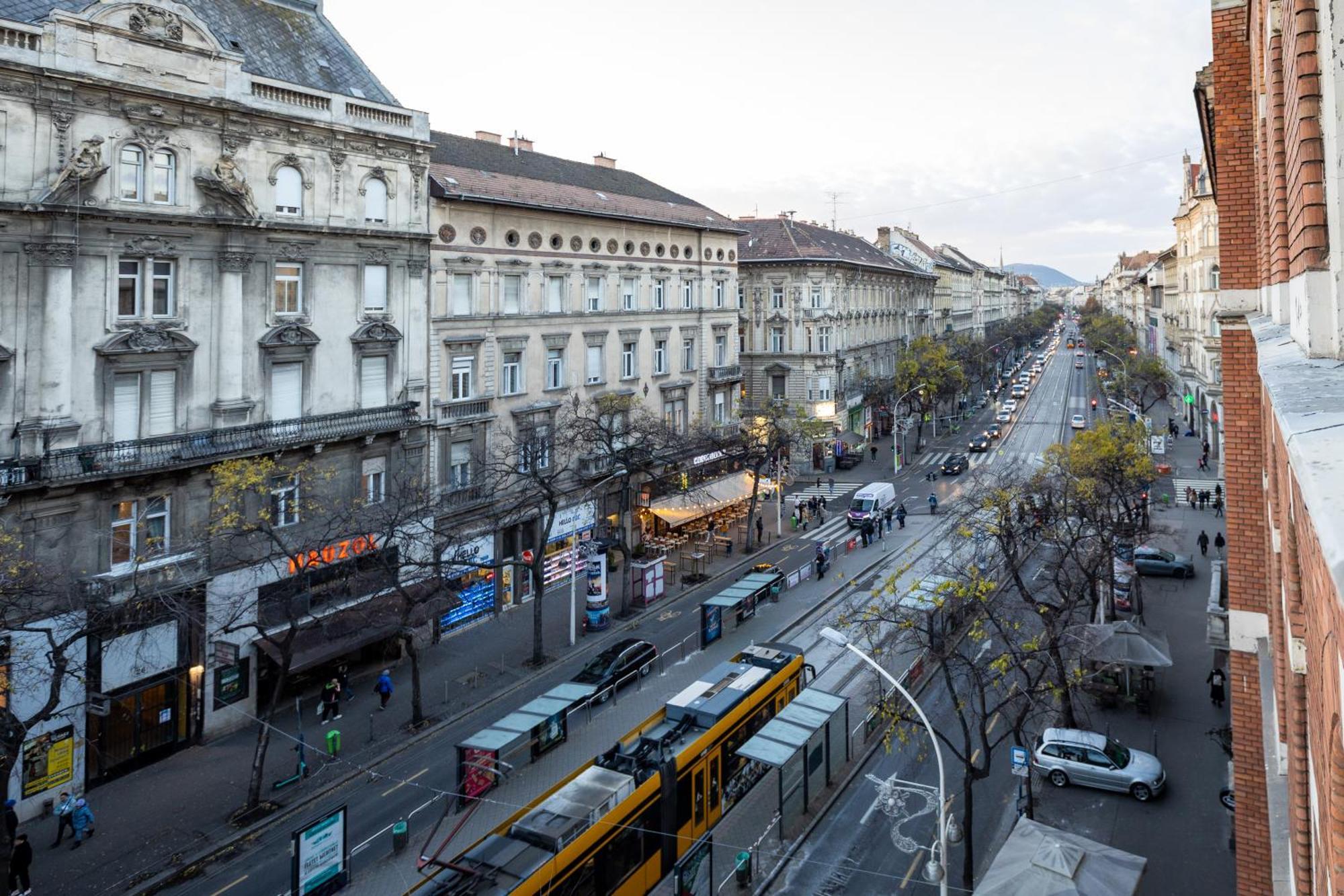 Erzsebet19 Apartment Budapest Exteriör bild